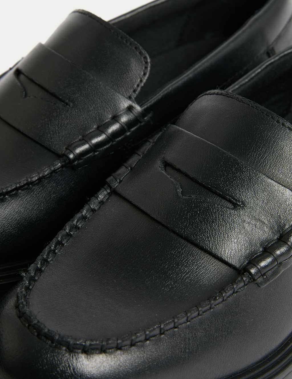 Kids' Leather Freshfeet™ Loafer School Shoes 3 of 4