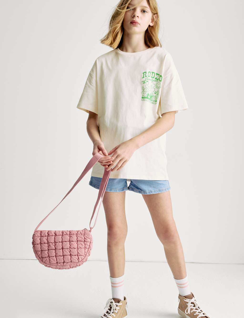 Pure Cotton SmileyWorld® T-shirt (6-16 Yrs) 4 of 9