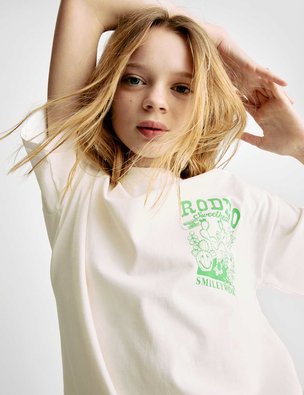 Pure Cotton SmileyWorld® T-shirt (6-16 Yrs) 7 of 9