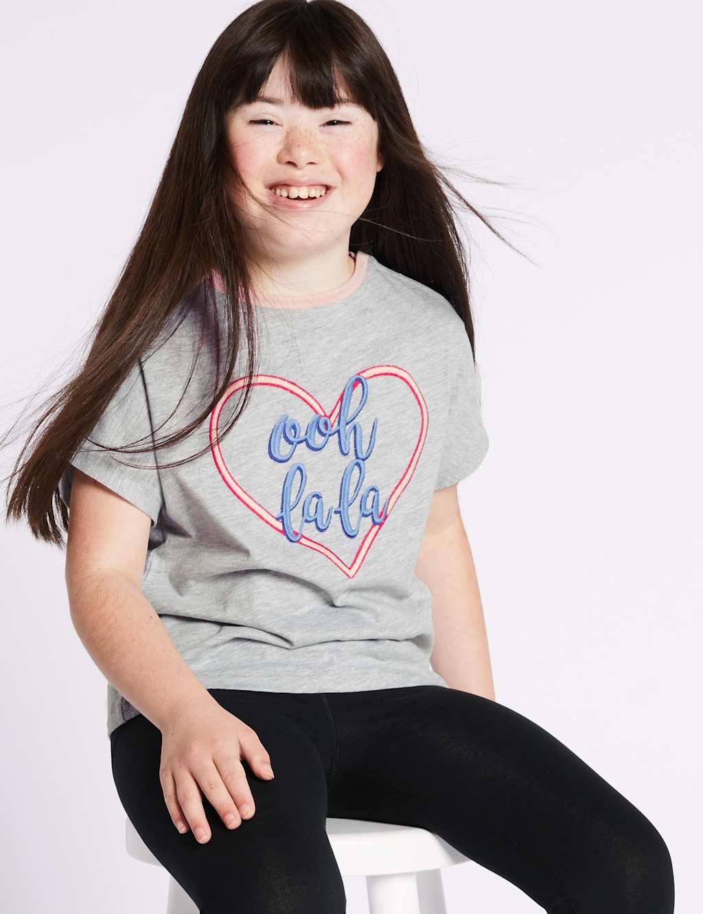 Easy Dressing T-Shirt (3-16 Years) 1 of 6