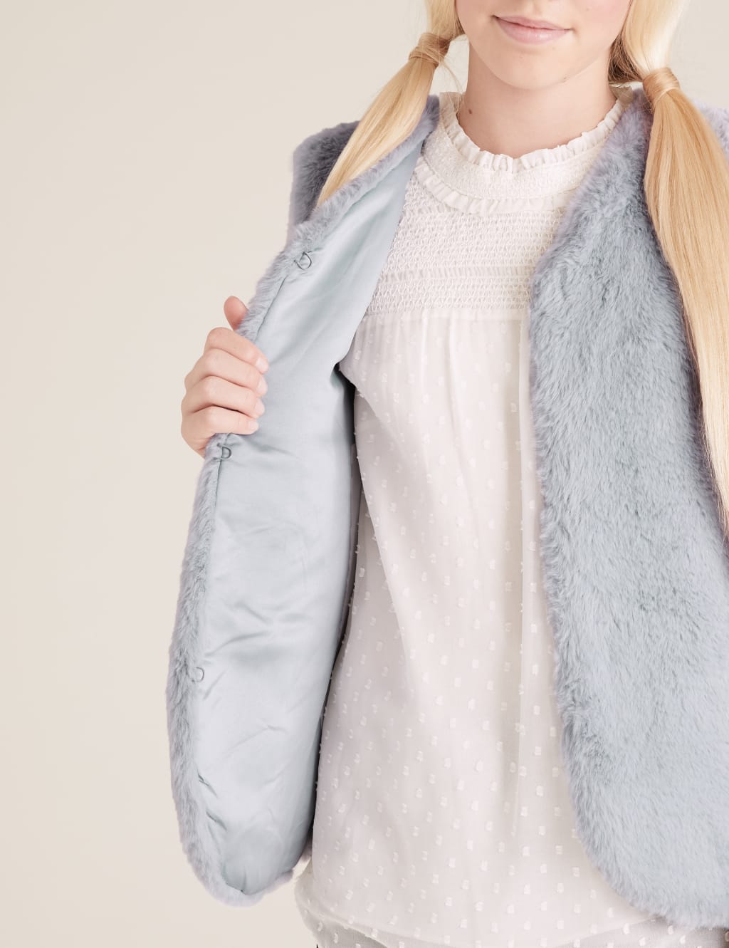 Kids fur gillet top