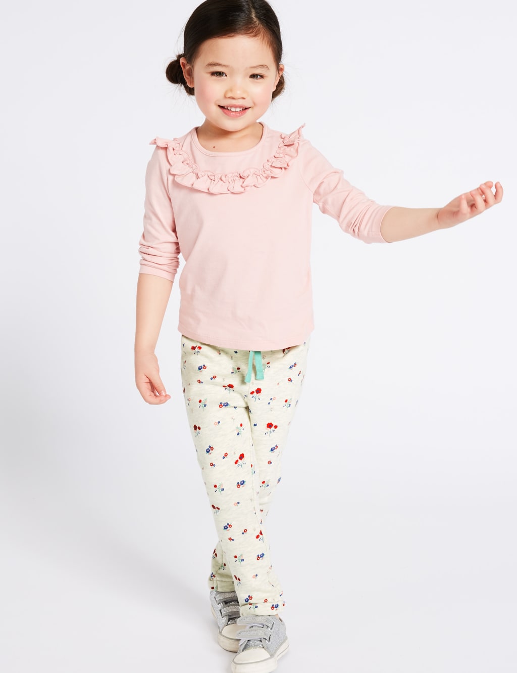 Flower joggers online