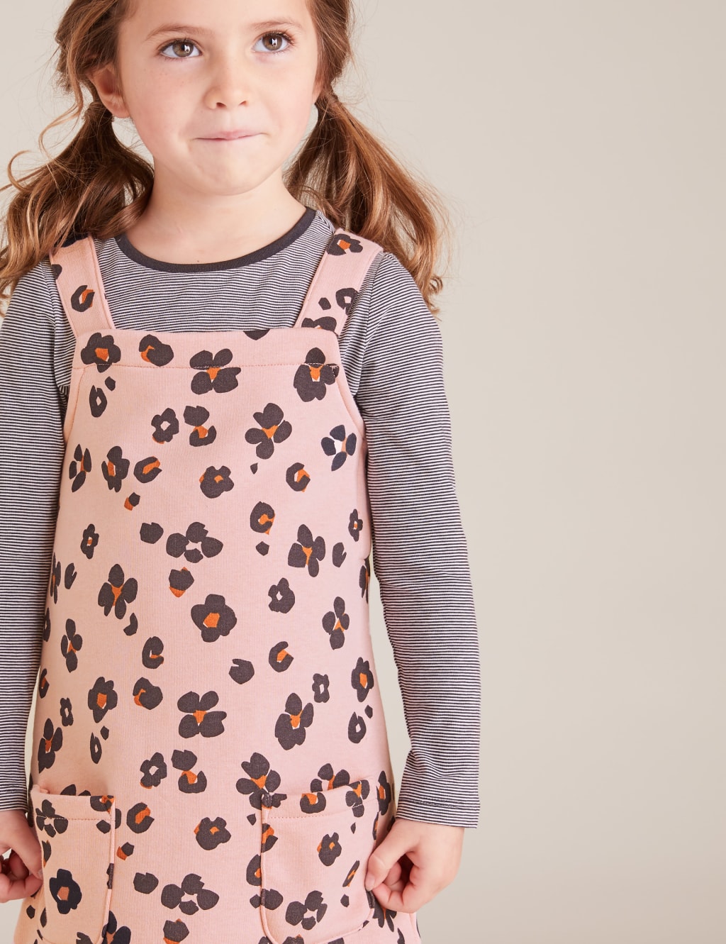 2 Piece Cotton Leopard Print Pinafore 3 of 4