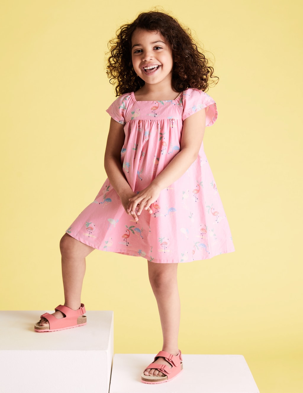 Kids flamingo dressing gown store