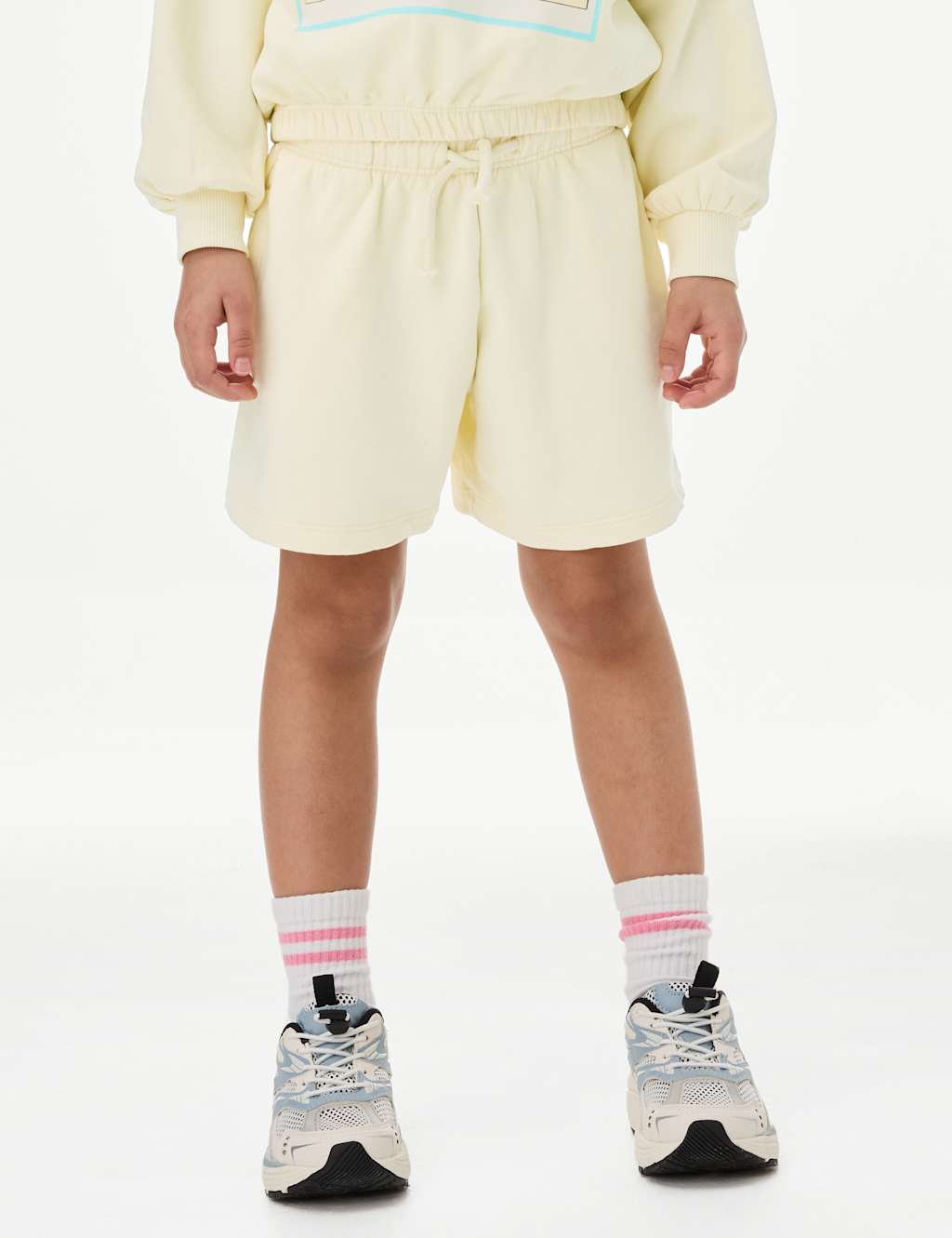 2pc Lilo & Stitch™ Top & Shorts Outfit (1-8 Yrs) 4 of 6