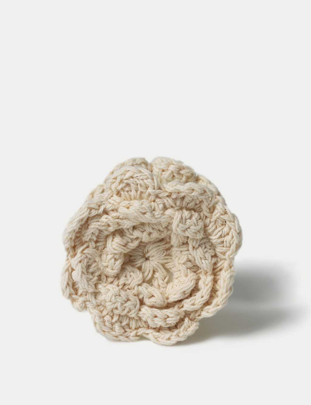 Knitted Flower Claw 2 of 3