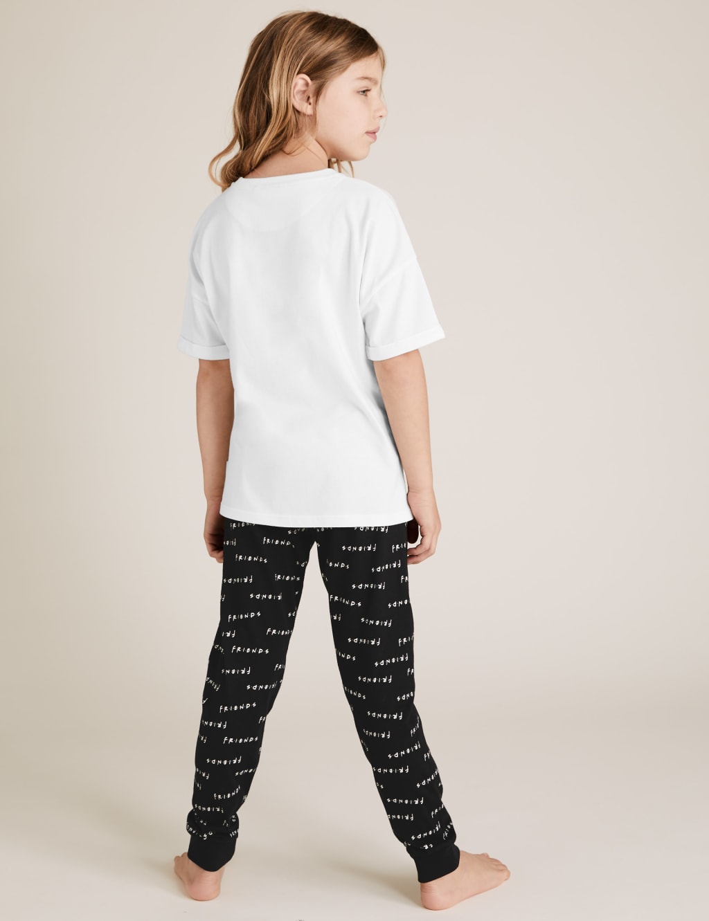 Friends Pyjama Set (8-16 Yrs) 3 of 4