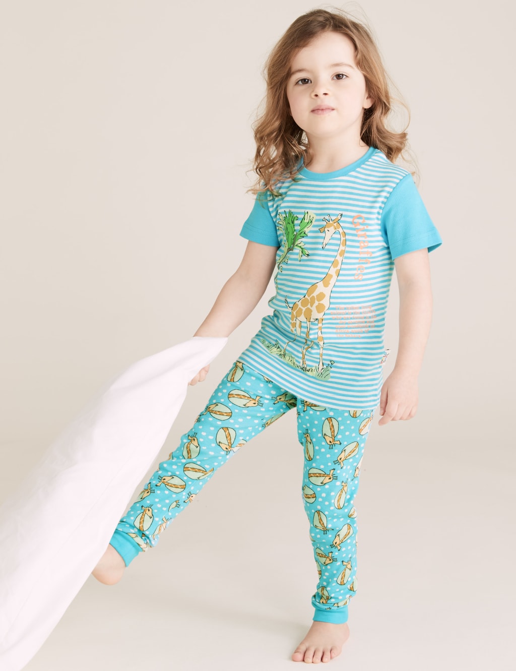 Roald Dahl™ & NHM™ Giraffe Pyjama Set (1-10 Yrs) 4 of 7