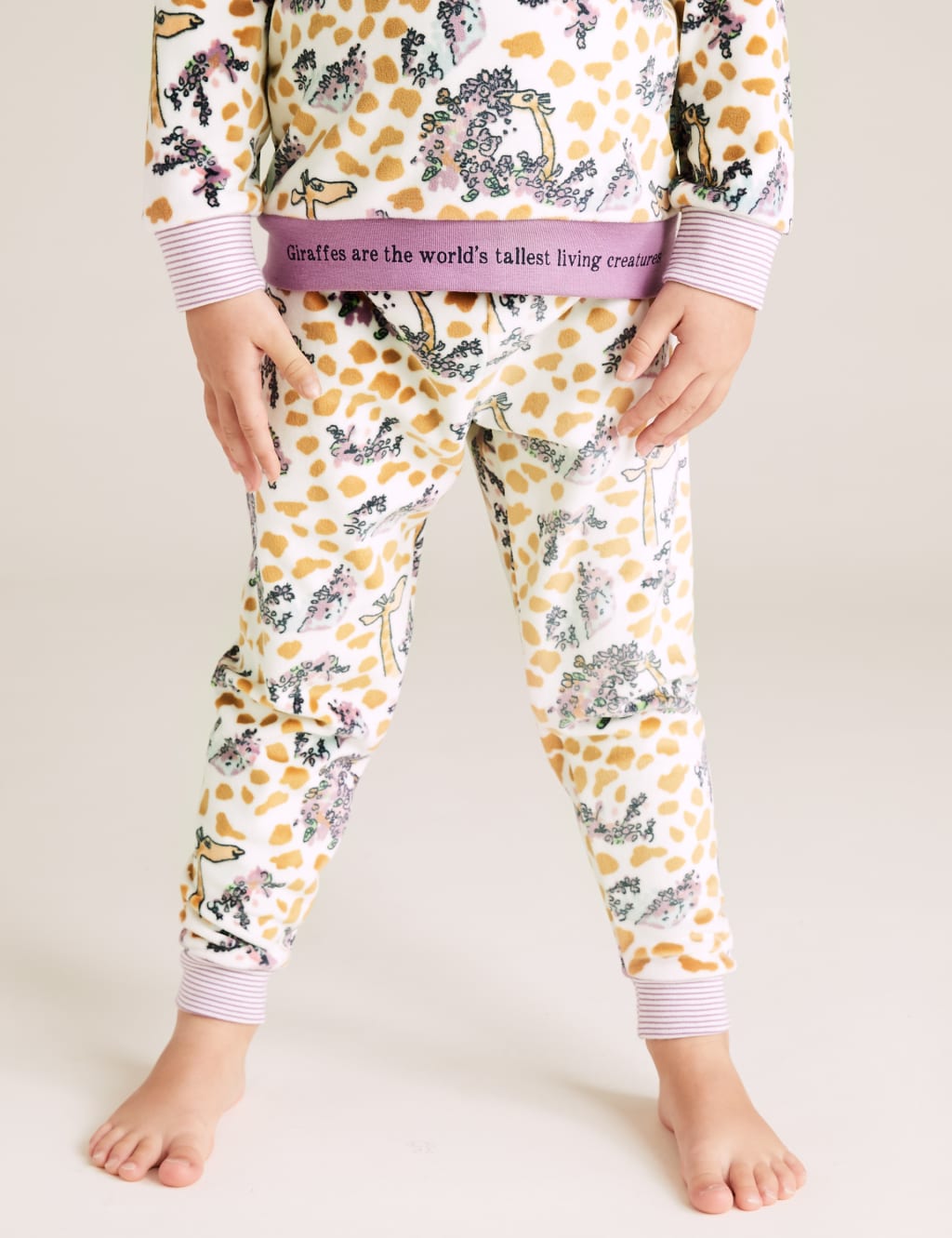Girls giraffe pyjamas hot sale