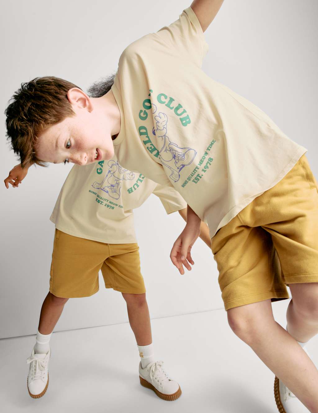 Pure Cotton Garfield™ Golf T-Shirt (6-16 Yrs) 3 of 8