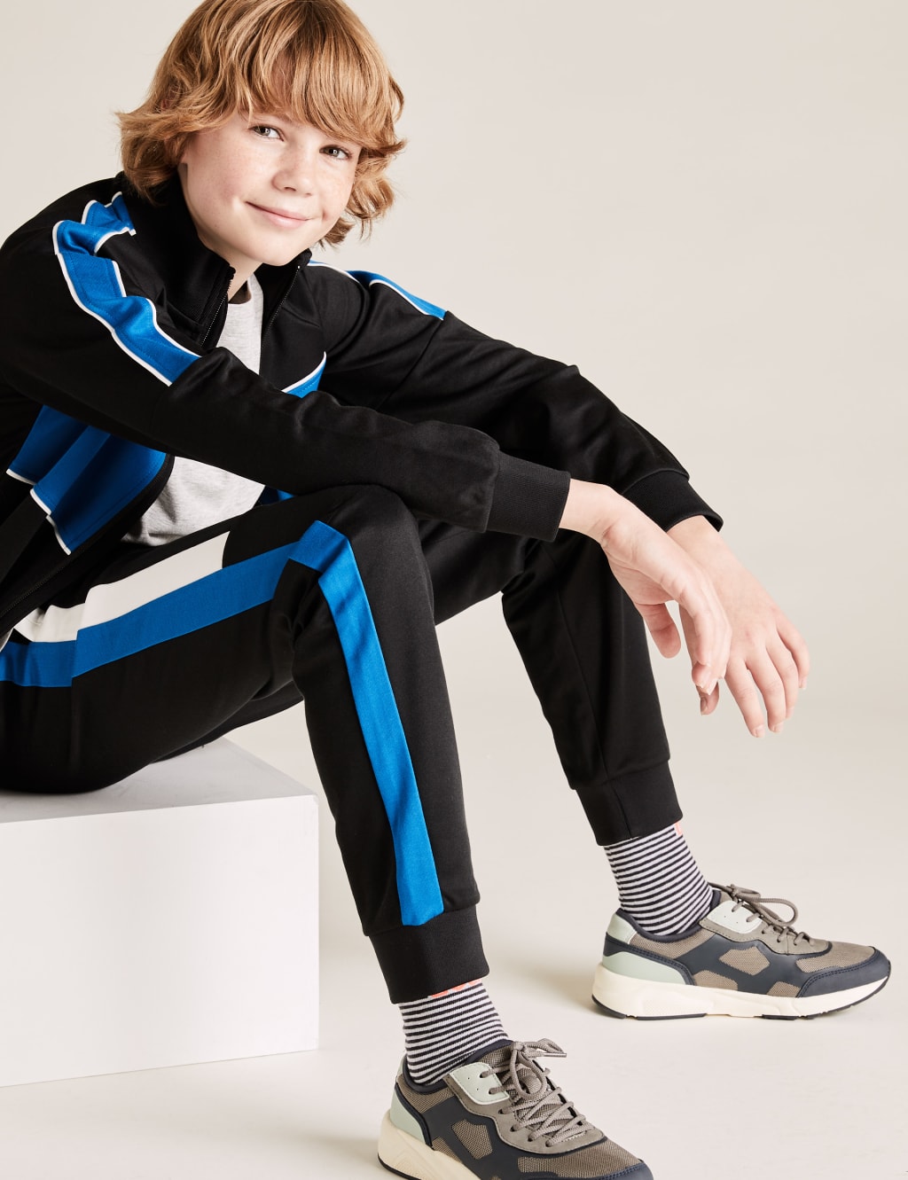 Skinny joggers with side stripe online