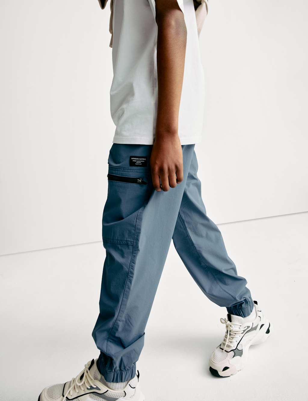 Elasticated Waist Cargo Trousers (6-16 Yrs) 3 of 6