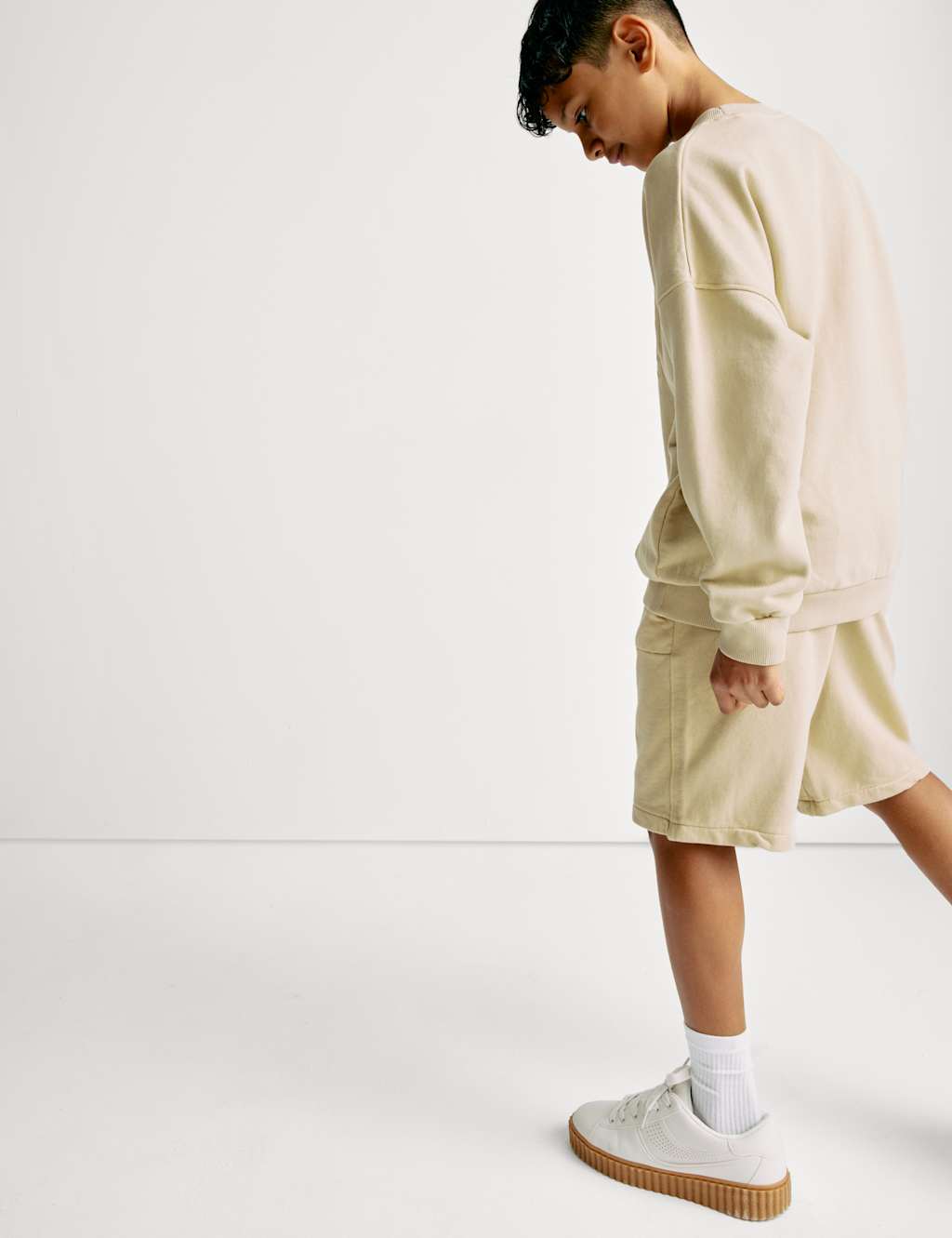 2pc Pure Cotton Graphic Sweatshirt and Shorts (2-16 Yrs) 3 of 6