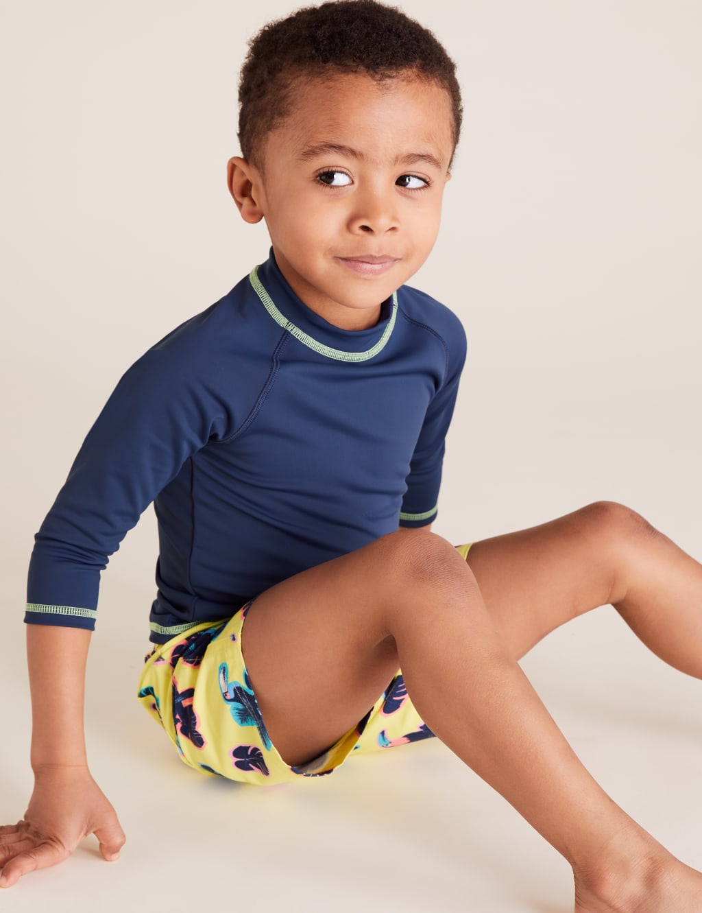 2pk Printed and Solid Rash Vests (2-7 Yrs) 2 of 4