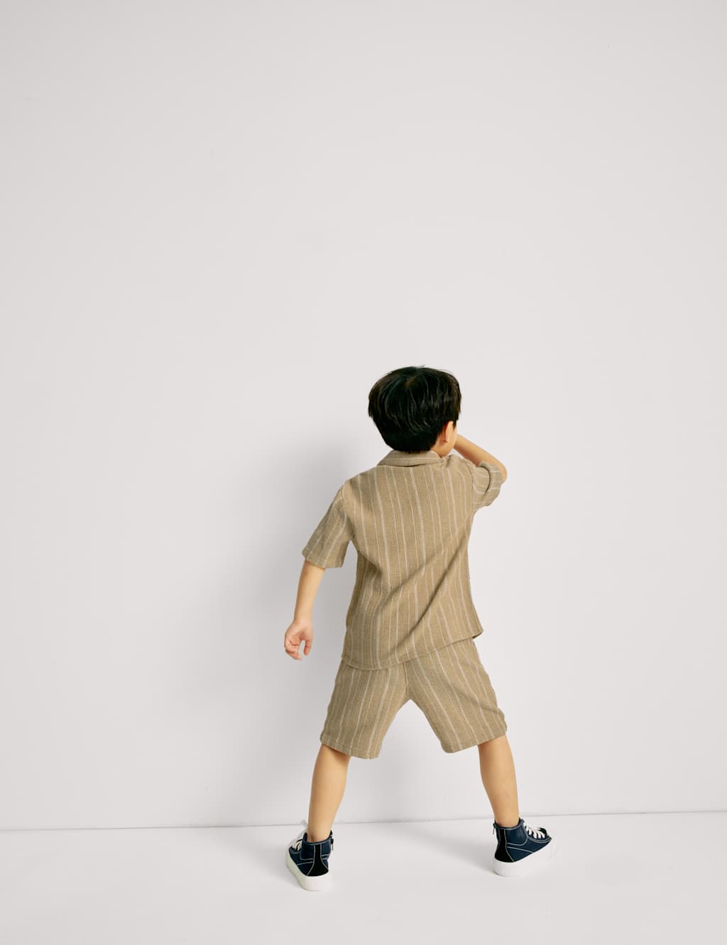 2pc Pure Cotton Shirt & Shorts Outfit (2-8 Yrs) 6 of 6
