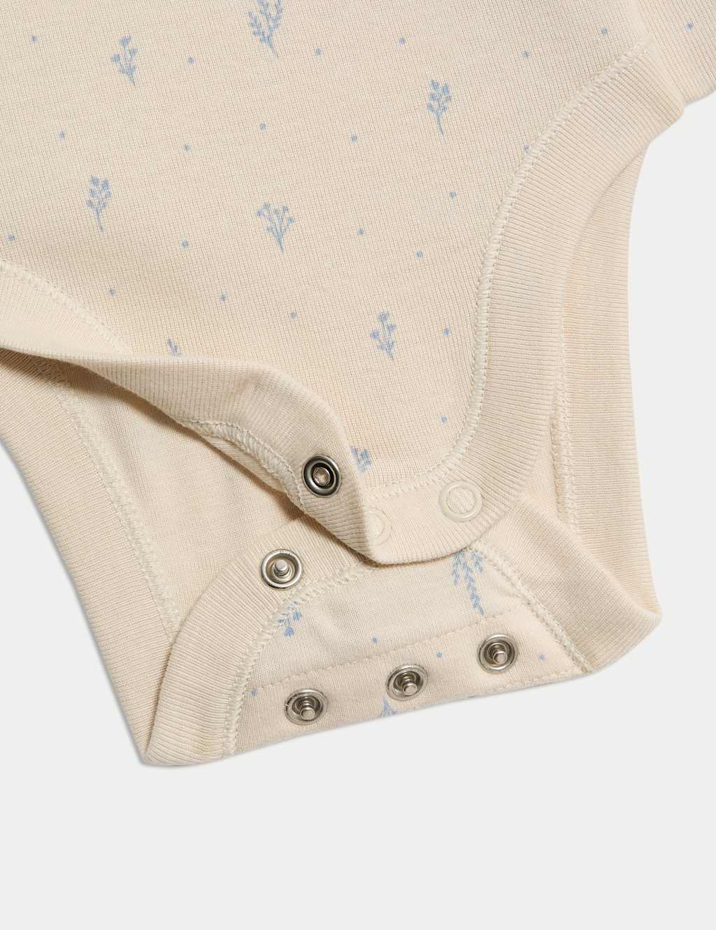 3pc Pure Cotton Bambi™ Outfit and Bib (7lbs-9 Mths) 6 of 6