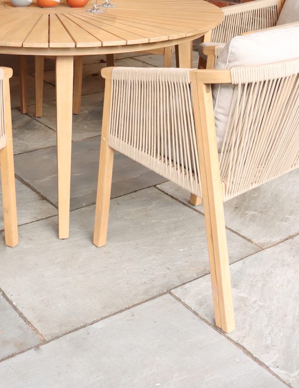 Roma 6 Seater Garden Table & Chairs 4 of 6