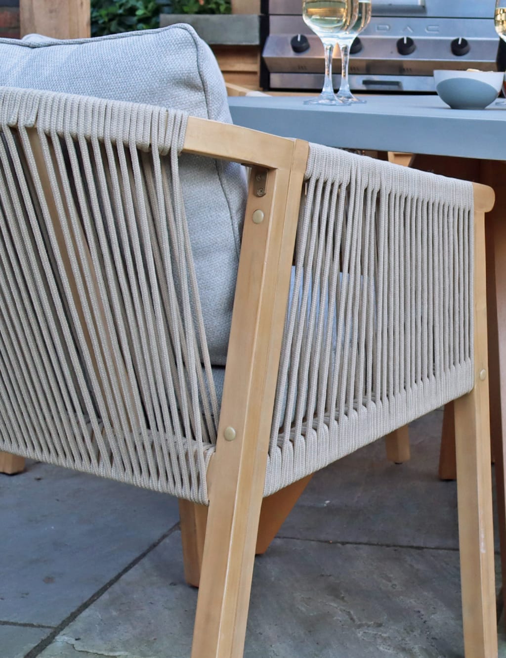 Luna 4 Seater Garden Table & Chairs 5 of 7