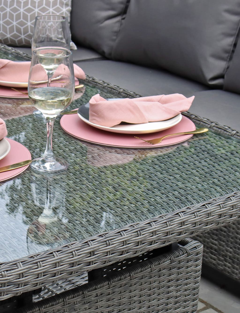 Paris 8 Seater Garden Lounge Set 3 of 5