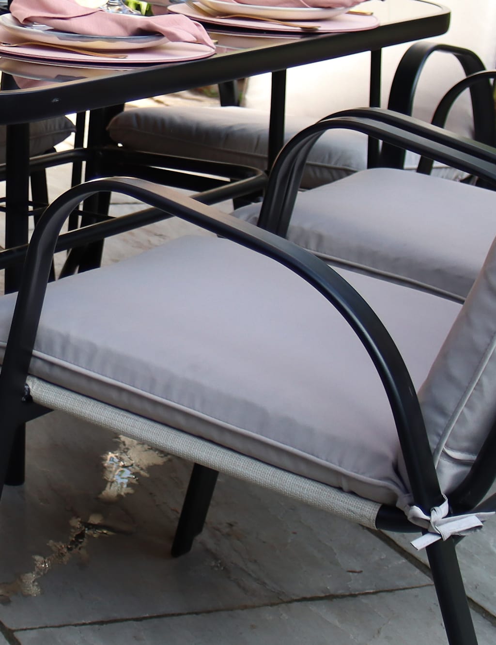 Amalfi 6 Seater Garden Table & Chairs 3 of 5