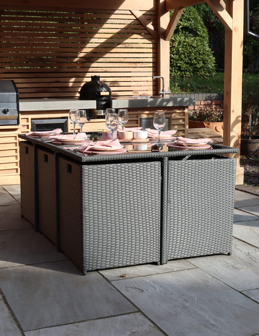 Cannes 10 Seater Rattan Garden Cube Dining Set 2 of 5