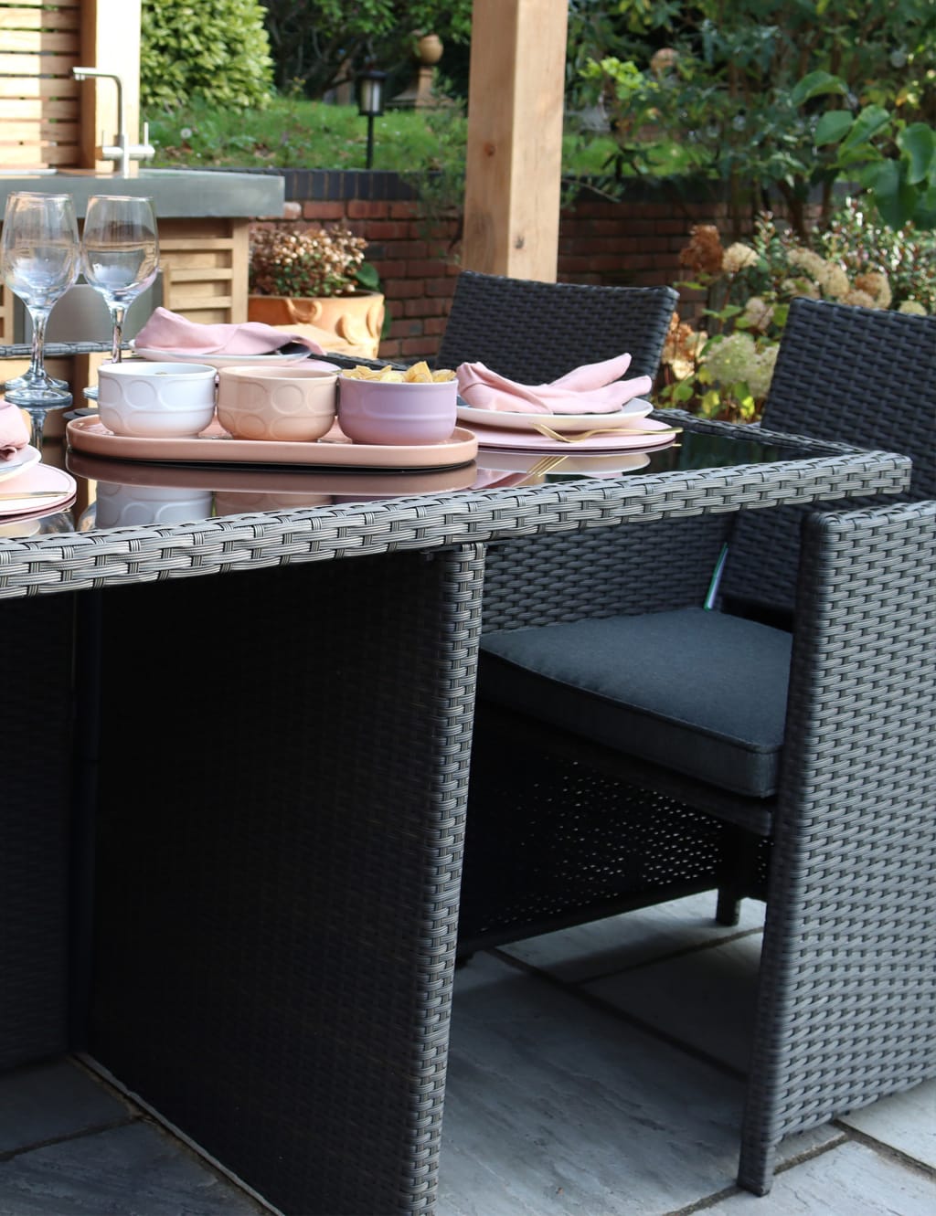 Nevada 4 Seater Rattan Garden Cube Dining Set 3 of 7
