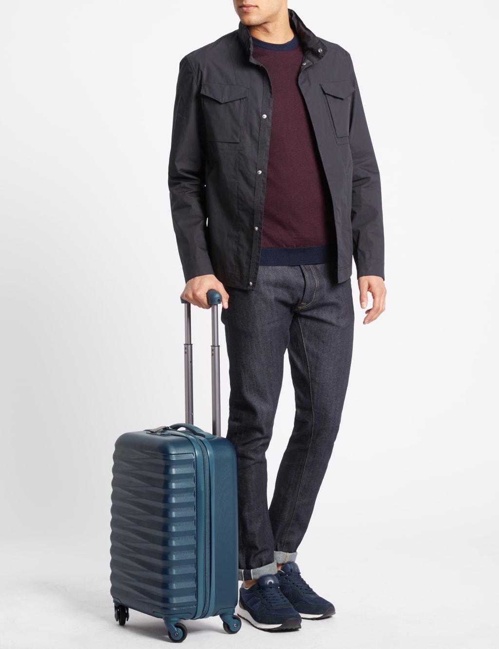 Cabin 4 Wheel Essential Hard Suitcase with Security Zip 6 of 7
