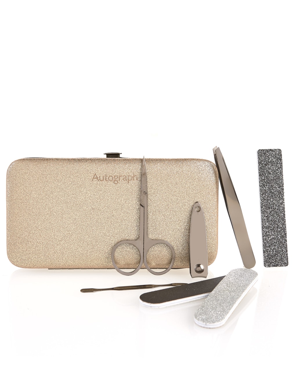 Manicure set 2 of 3