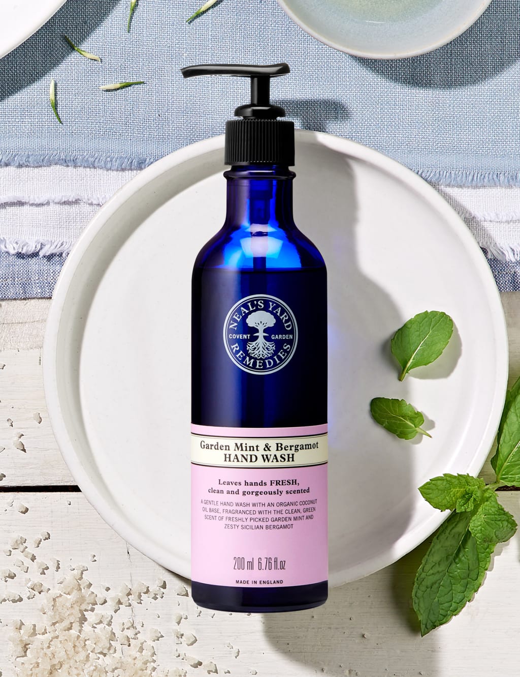 Garden Mint & Bergamot Hand Wash 200ml 2 of 2