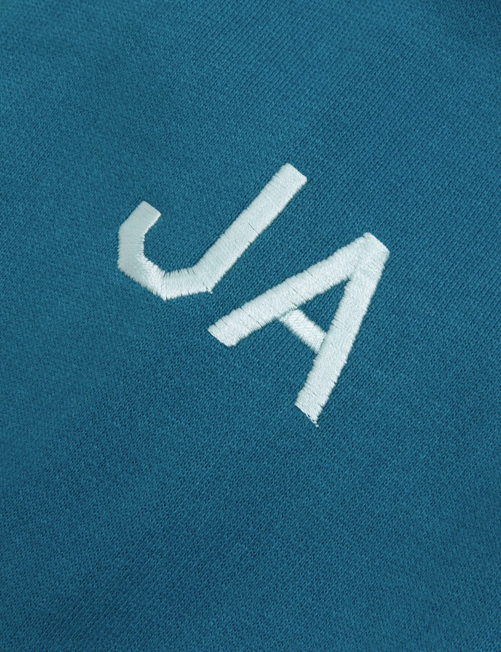 Personalised Kids' Ravenclaw™ Hoodie (6-16 Yrs) 3 of 6