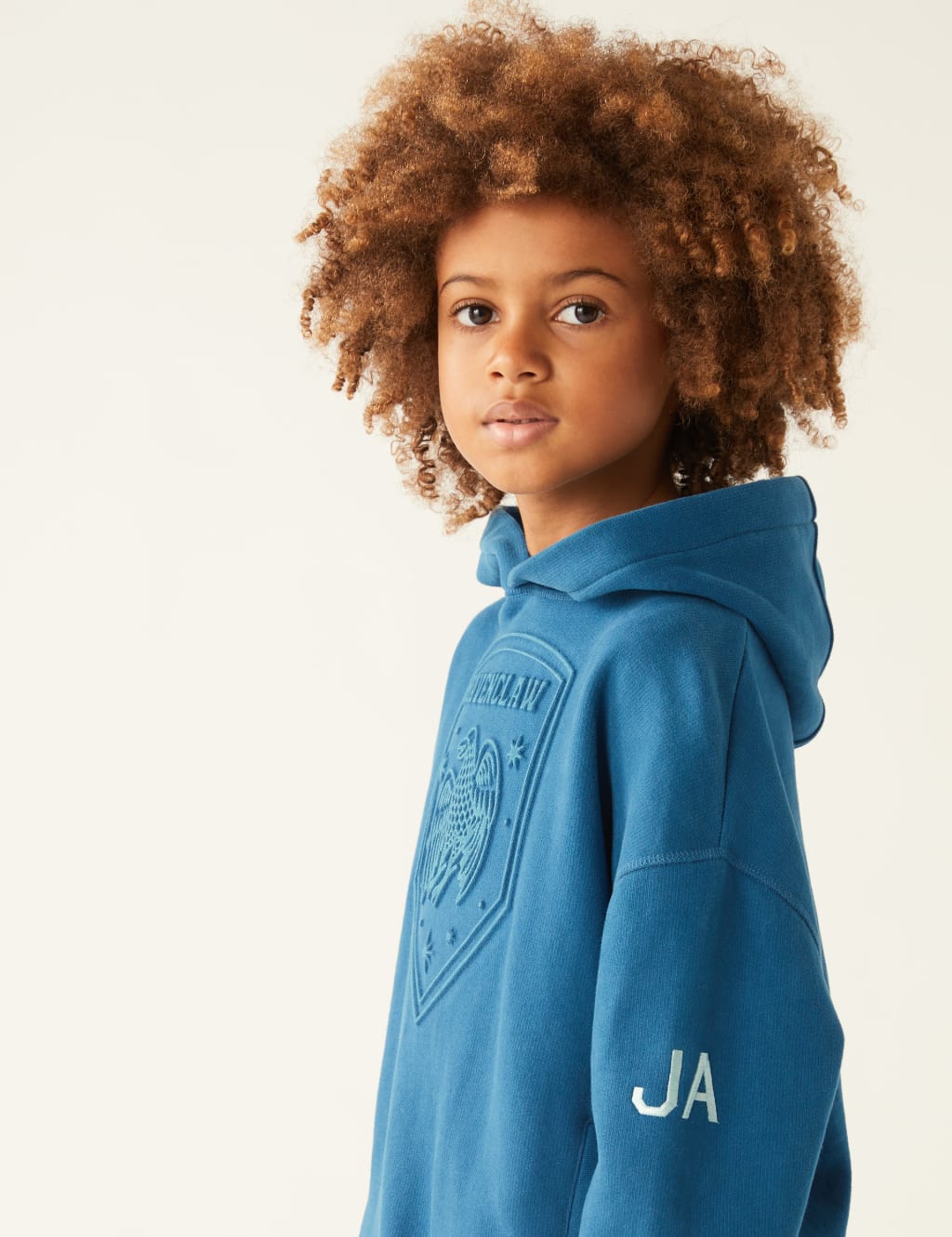 Personalised Kids' Ravenclaw™ Hoodie (6-16 Yrs) 4 of 6