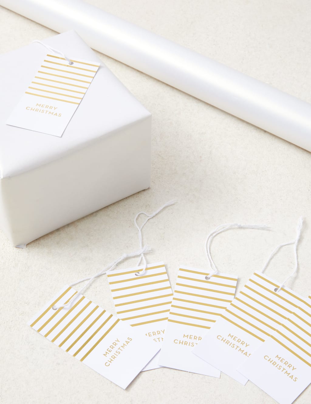Luxury Christmas Wrapping Paper & Gift Tags Pack 1 of 2