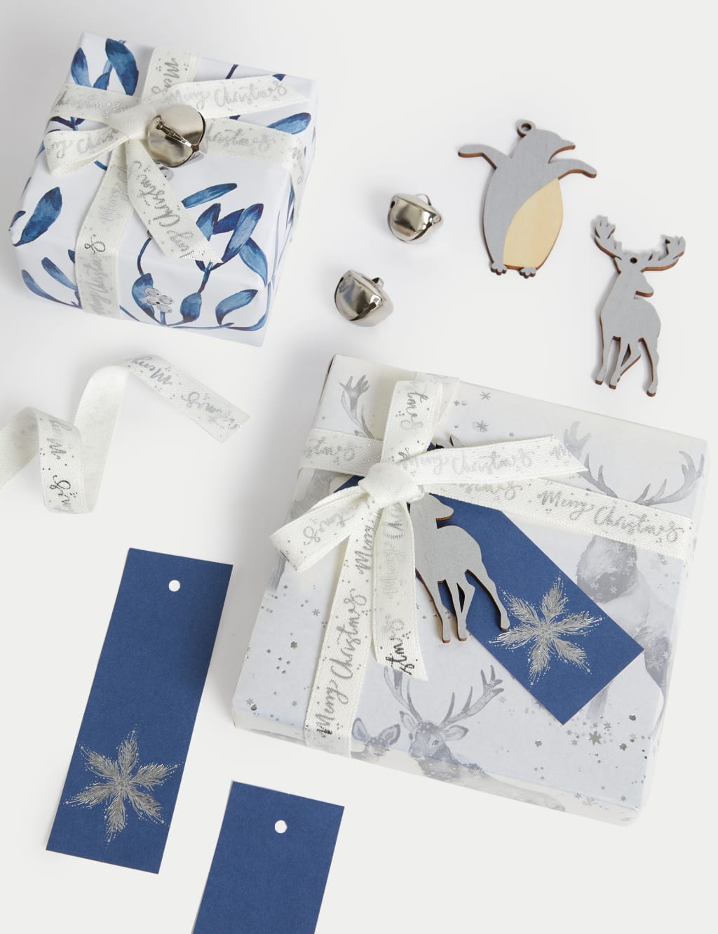 Christmas Luxury Gift Wrapping Accessories Pack - Silver 3 of 3