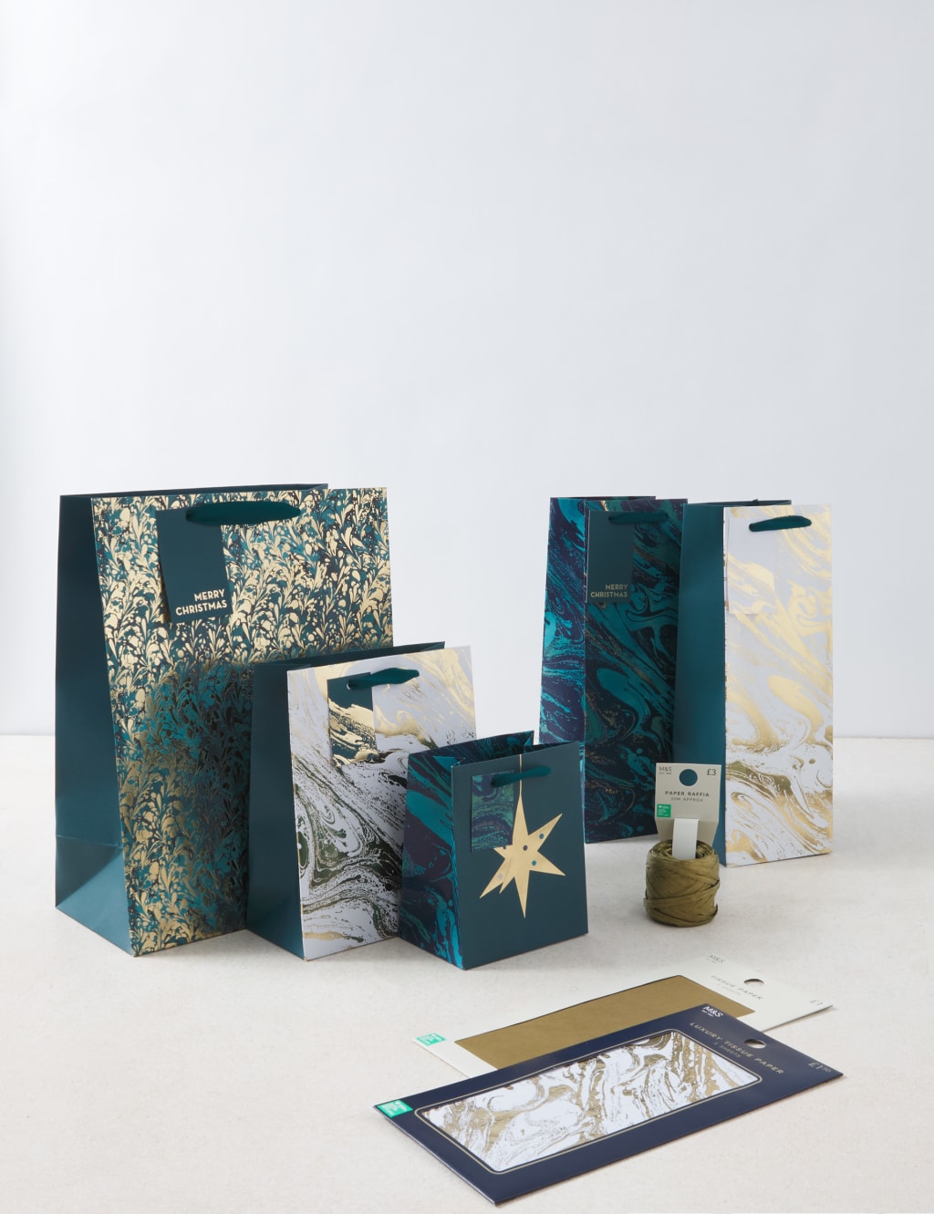 Luxury Christmas Mega Pack - Opulence Cards, Wrapping Paper, Gift Bags & More 3 of 6