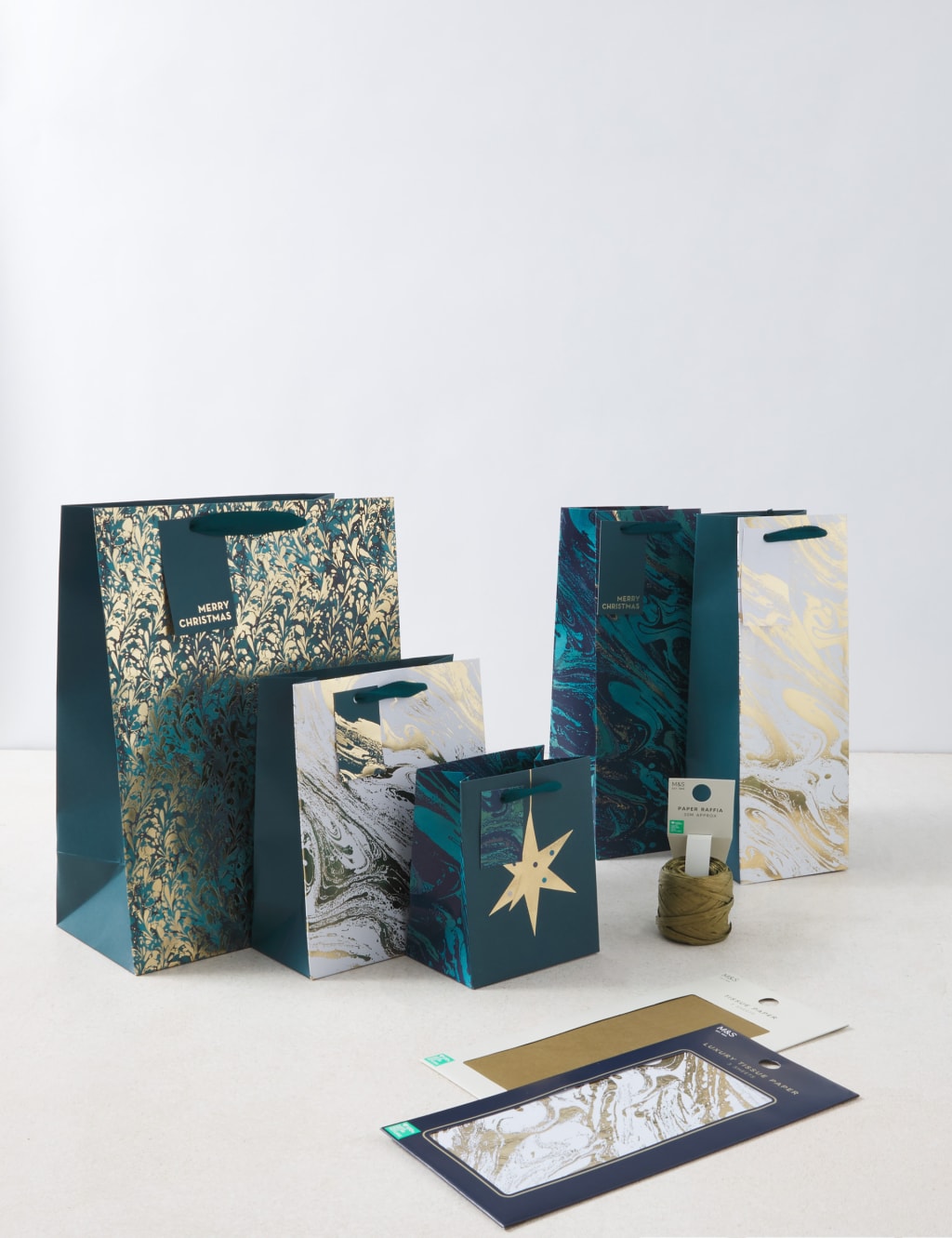 Luxury Christmas Mega Pack - Opulence Cards, Wrapping Paper, Gift Bags & More 5 of 6