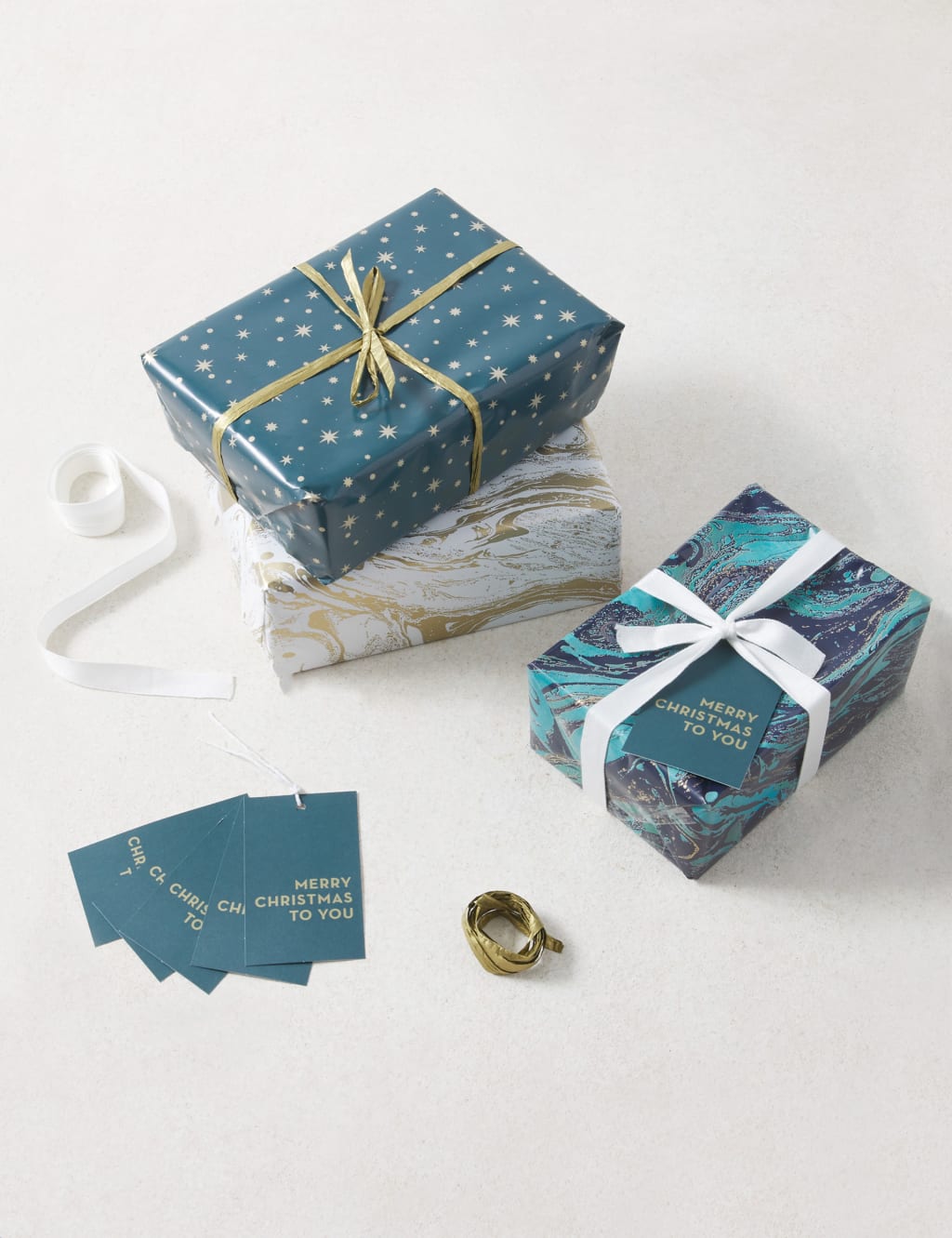 Luxury Christmas Mega Pack - Opulence Cards, Wrapping Paper, Gift Bags & More 6 of 6
