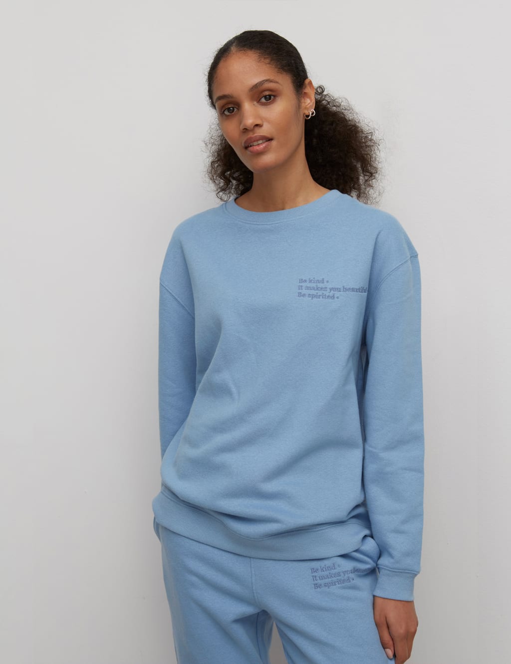 Be Kind Slogan Crew Neck Sweatshirt 1 of 5