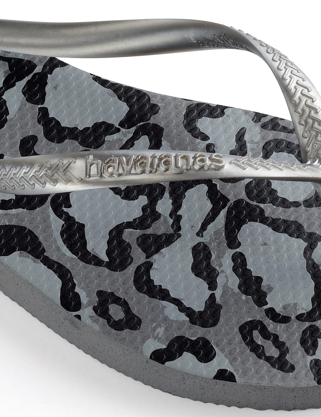 Animal Print Flip Flops 3 of 4