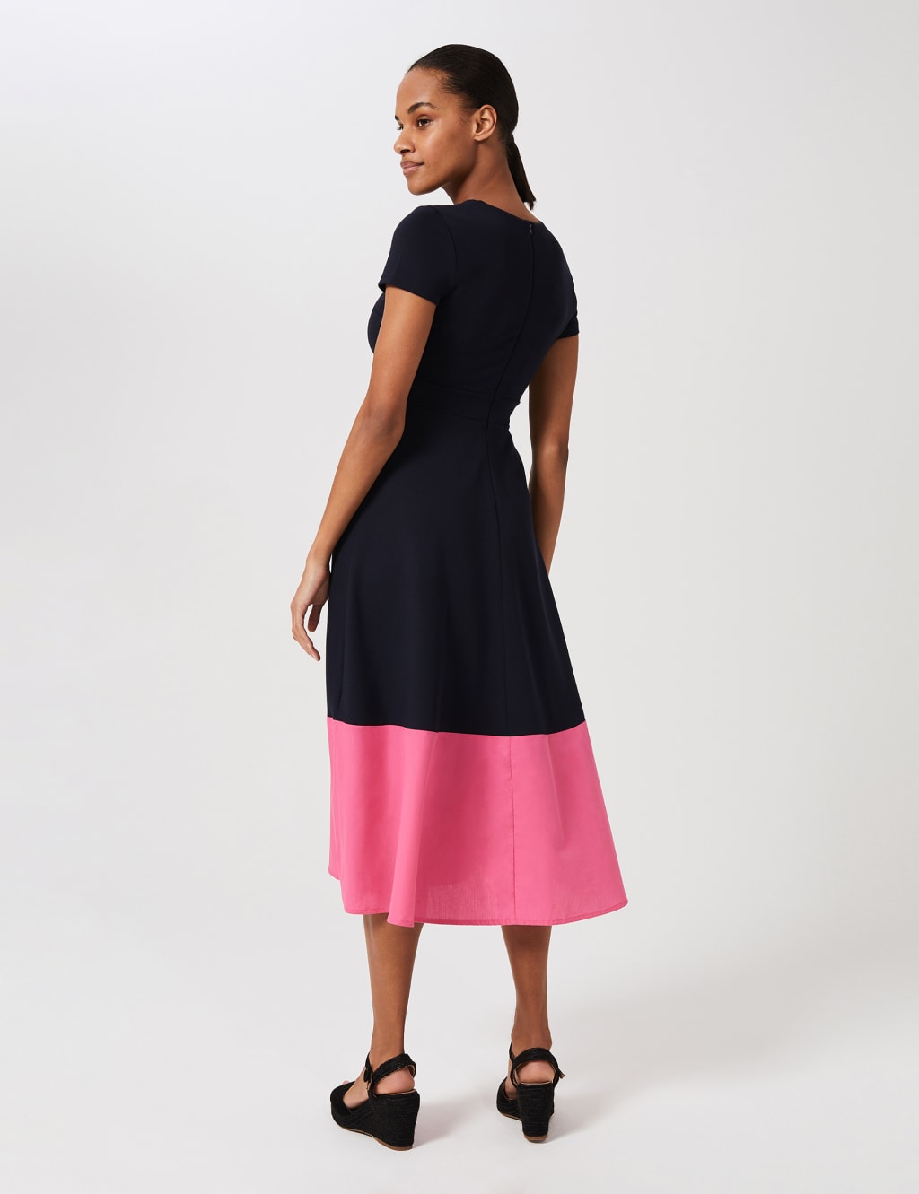 Jersey Colour Block V-Neck Skater Dress 4 of 5