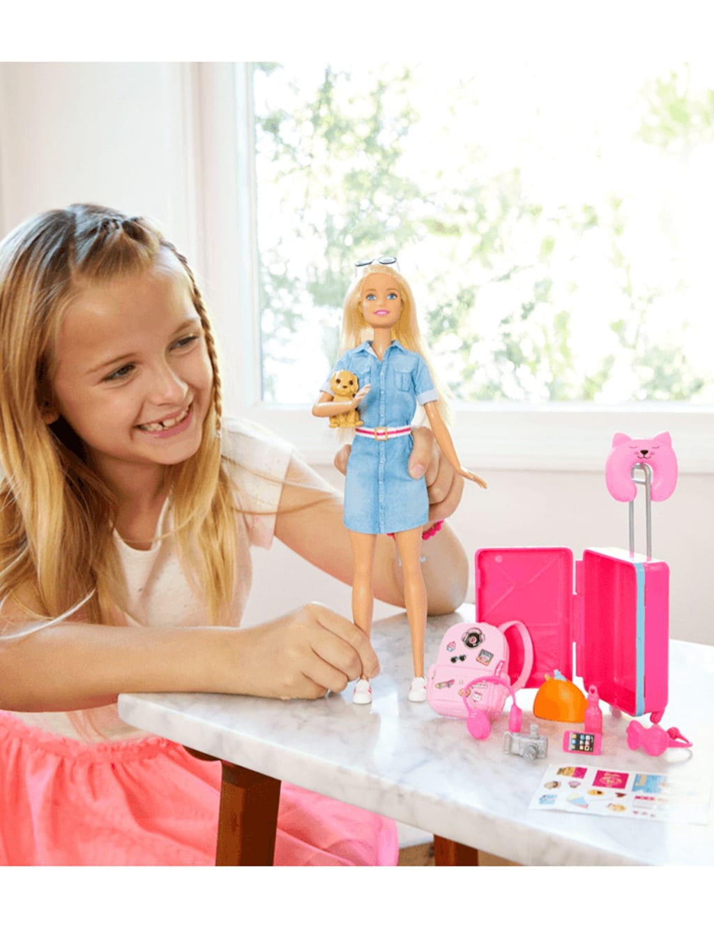 Barbie Doll Travel Playset (3-10 Yrs) 3 of 5