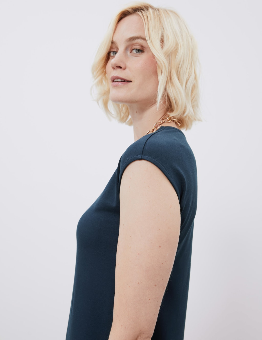Jersey V-Neck Sleeveless Shift Dress 4 of 5