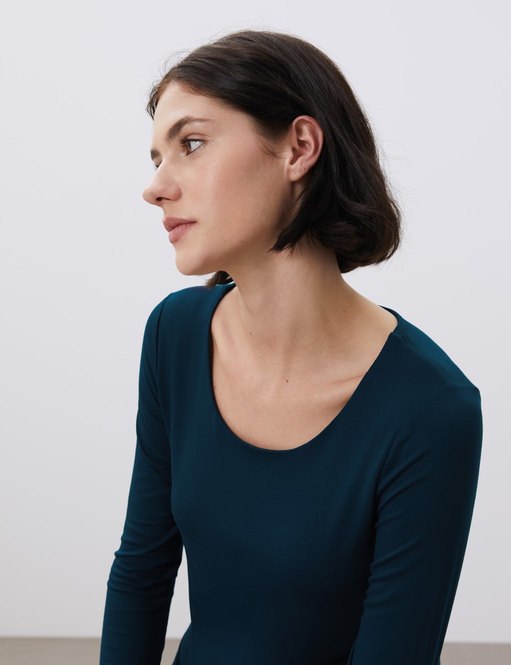 Jersey Scoop Neck 3/4 Sleeve Top 4 of 6