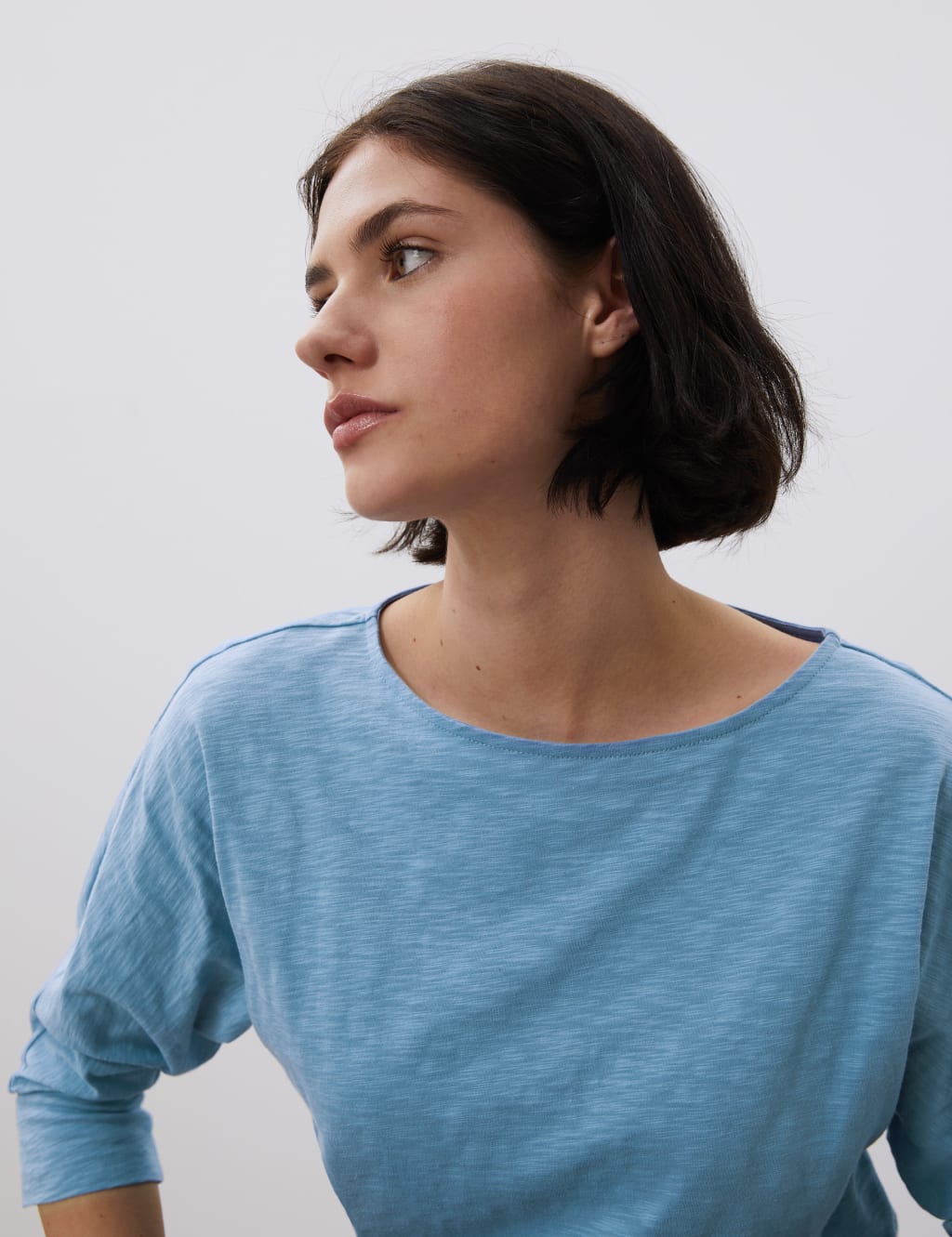 Jersey Round Neck Batwing 3/4 Sleeve Top 4 of 6