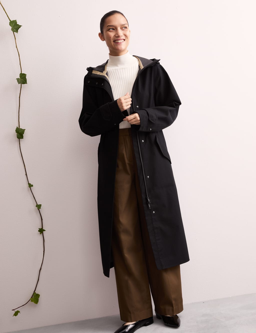 Waterproof Twill Hooded Raincoat JAEGER M S