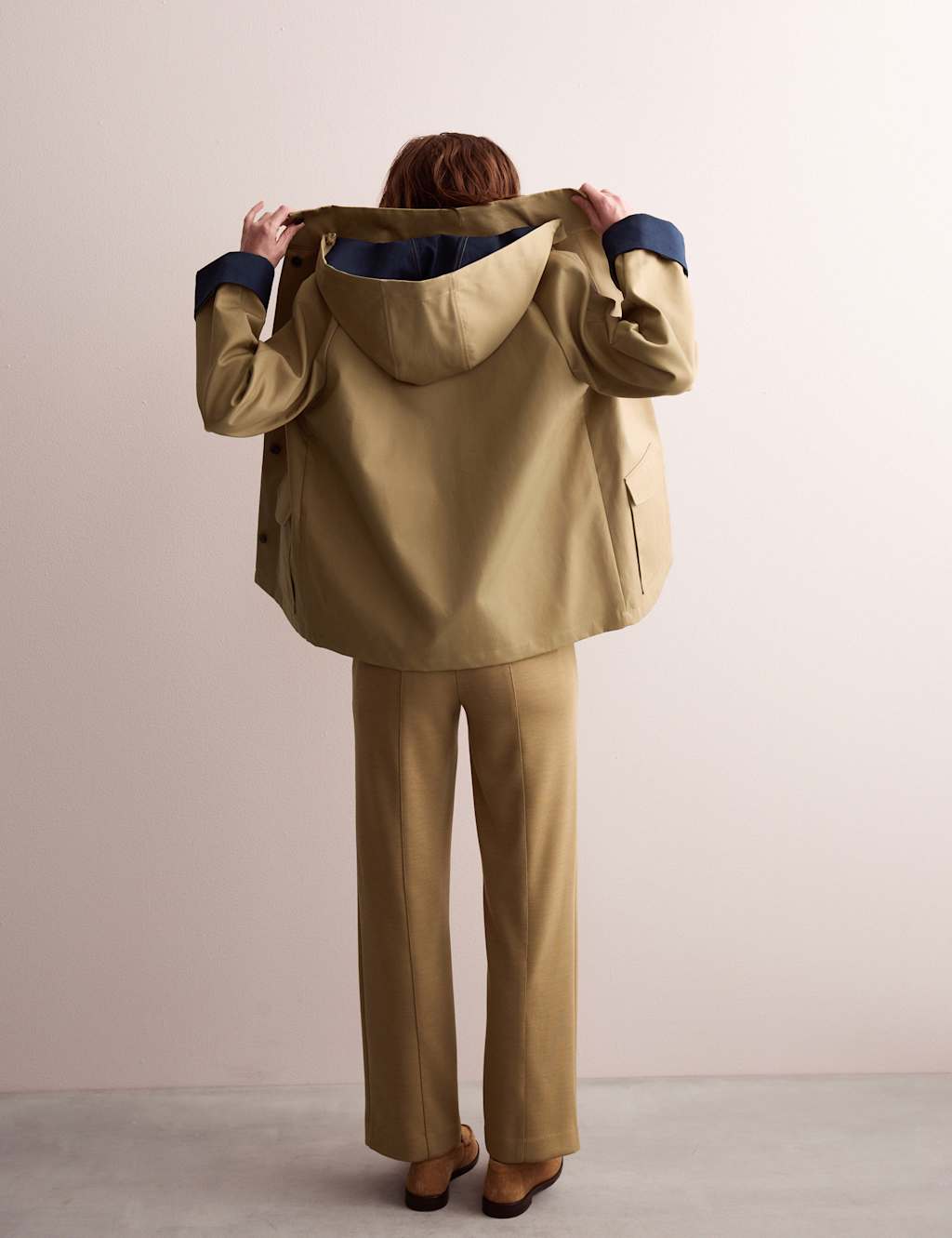Pure Cotton Hooded High Neck Short Mac 6 of 9