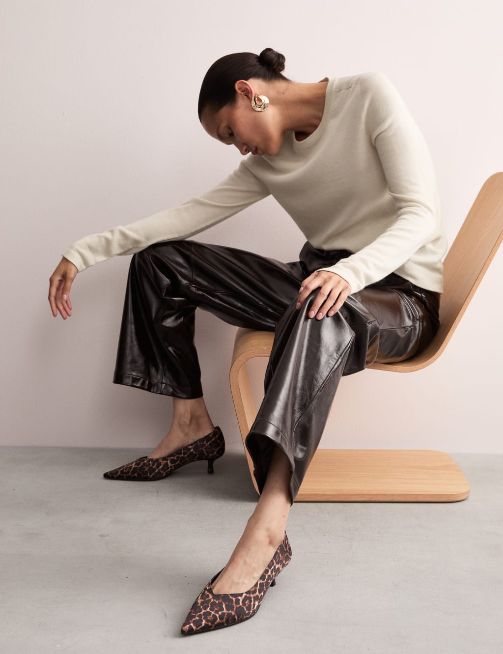 Wool Rich Knitted Top with Cashmere 4 of 7
