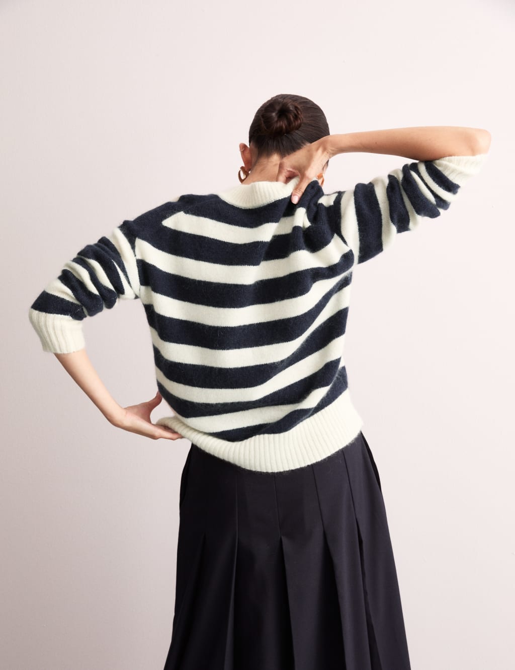 Mohair Blend Striped V Neck Jumper JAEGER M S