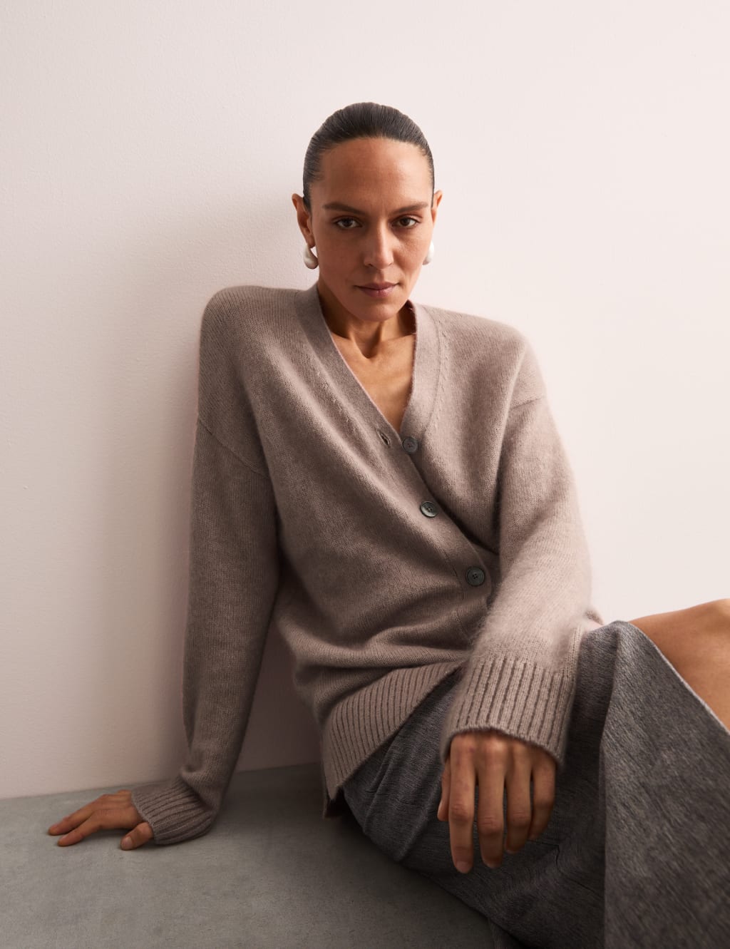 Mohair Blend V-Neck Button Through Cardigan 7 of 8