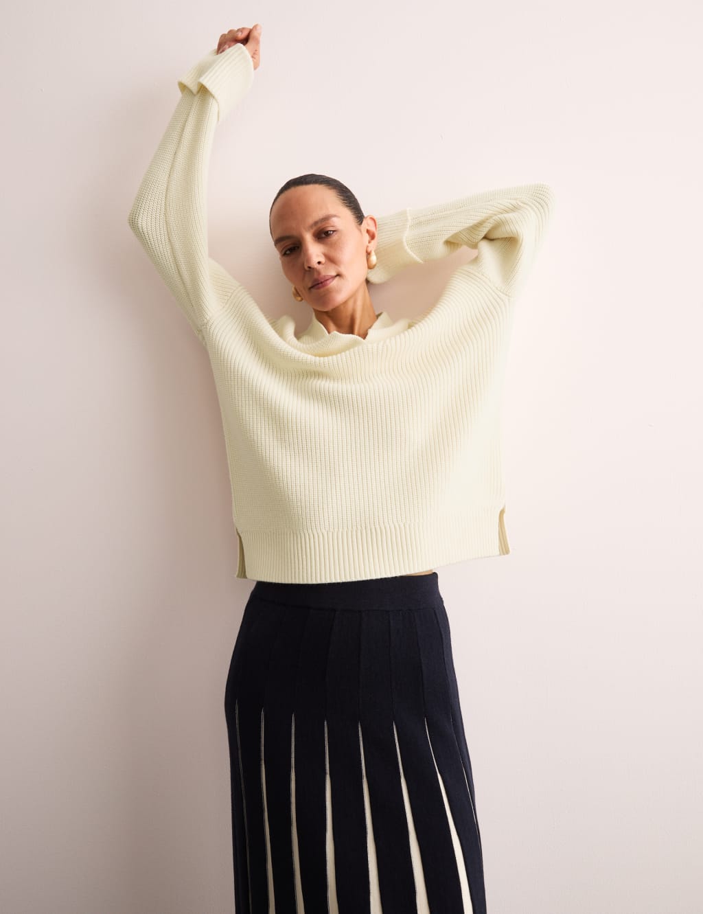 Pure Merino Wool V-Neck Relaxed Jumper 1 of 7