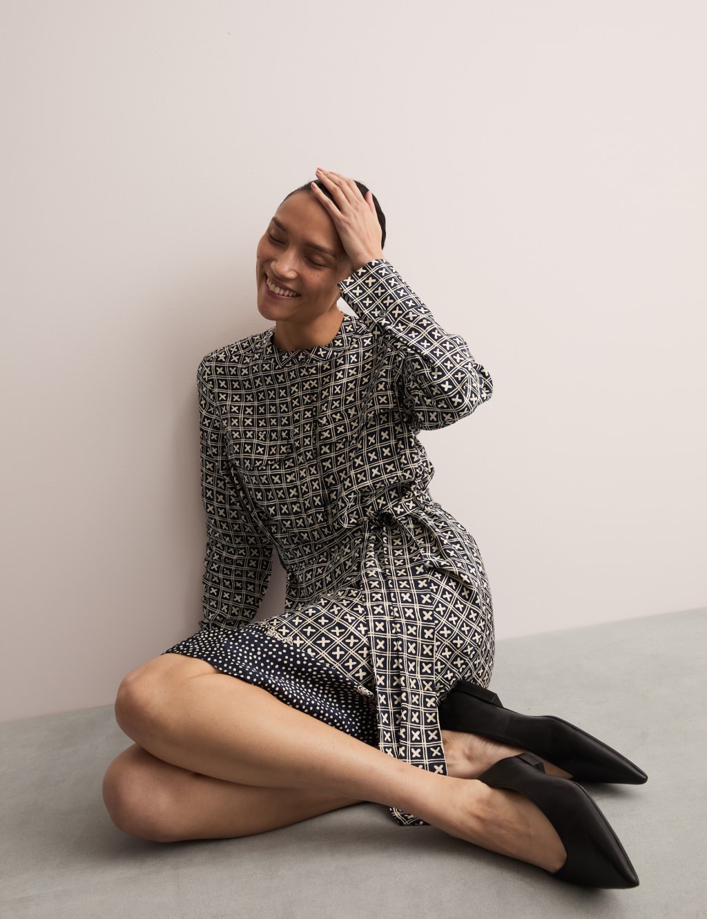 Printed Knee Length Shift Dress 7 of 8